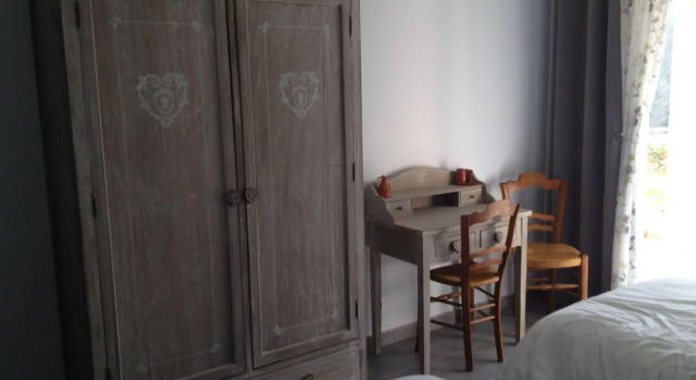 Le Mas de Servant Chambres d'Hotes, Забронировать Гостевой дом Оберив-ан-Руаян 