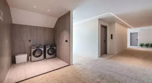 Romantic Theme Hotel Guangzhou, Забронировать Отель Отели Гуанчжоу с парковкой, Парковка