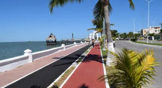 Suites Cantarell, Забронировать Отель Отели Кампече с бассейном, Бассейн