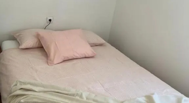 Small, 2 bedroom house, 50 m from the sea, Забронировать Отель Врбоска Остров Хвар