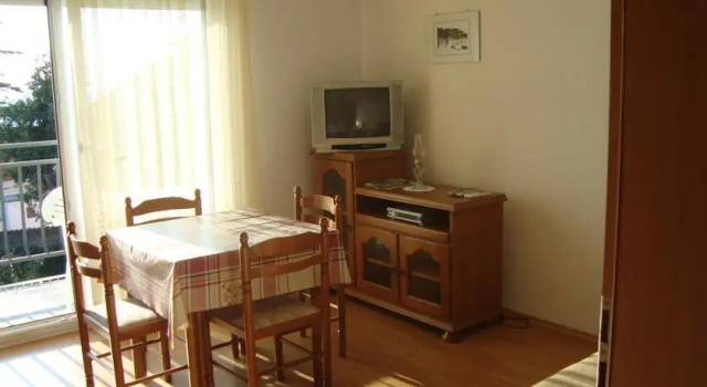 Sunny Apartments