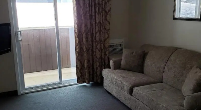 Shemron Suites Hotel