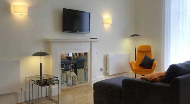 10 Clarendon Crescent, Забронировать Отель Эдинбург Midlothian, рядом с Эдинбургский международный конференц-центр