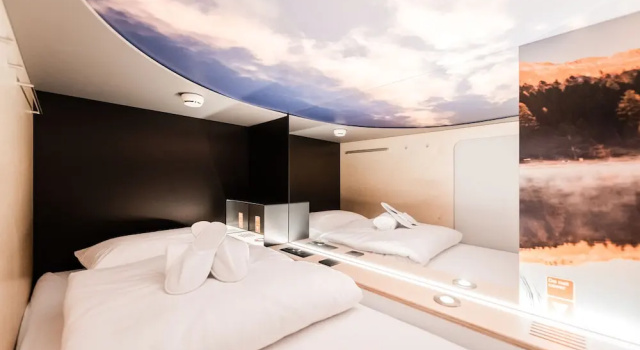 Capsule Hotel - Zurich Airport