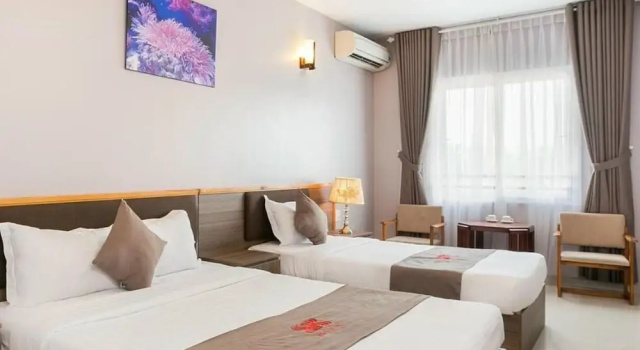 Трёхместный номер Deluxe Khách sạn San Hô Vũng Tàu (Coral Hotel)