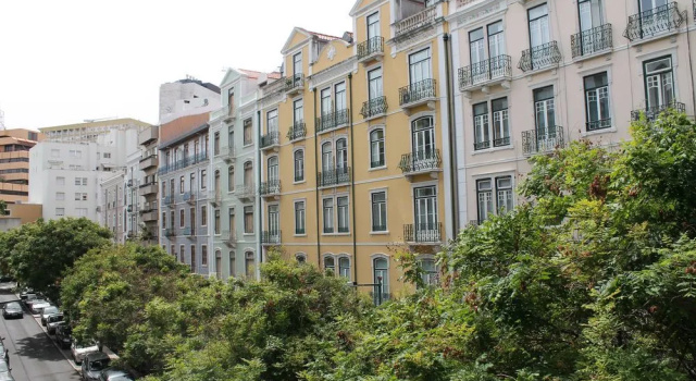 My Rainbow Rooms Guest House, Забронировать Гостевой дом Гостевые дома Лиссабона, рядом с Интенденти, Гостевой дом