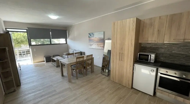 Апартаменты AVR Airport Deluxe Suites 6 AIRPORT FREE SHUTLE
