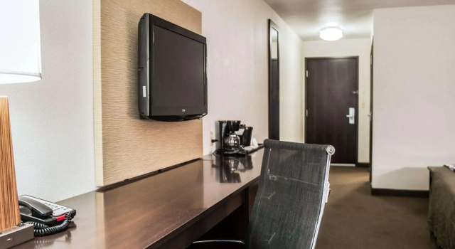 Четырёхместный люкс Sleep Inn & Suites Fort Campbell