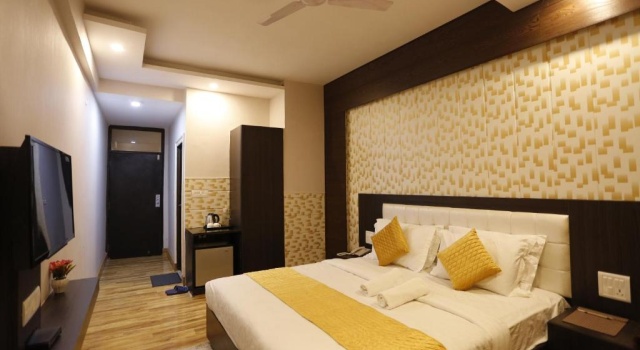 Семейный люкс с балконом Paradise Ganga - A River Side Hotel