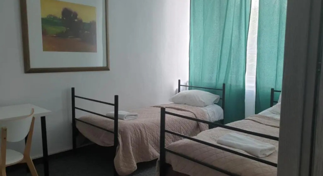 MiniStudio w Hostel Solec50 by Metro Station Centrum Kopernika Elektrownia Powisle 23 UNIT, Забронировать Отель Отели Варшавы с парковкой, рядом с Порт Праски, Парковка