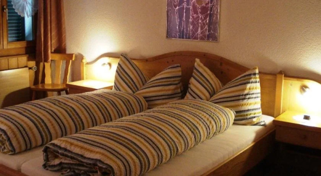 Hotel Bahnhof, Забронировать Отель Райхенбах Бернское высокогорье