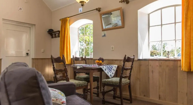 B&B It Waldspultsje, Забронировать Отель «постель и завтрак» Отели Фрисландии 4 звезды, 4*