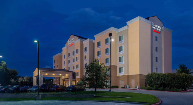 Fairfield Inn and Suites by Marriott San Antonio Northeast / Schertz / RAFB, Забронировать Отель Шерц Greater San Antonio