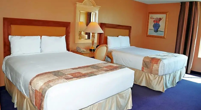 Номер Deluxe с видом на реку Laughlin River Lodge