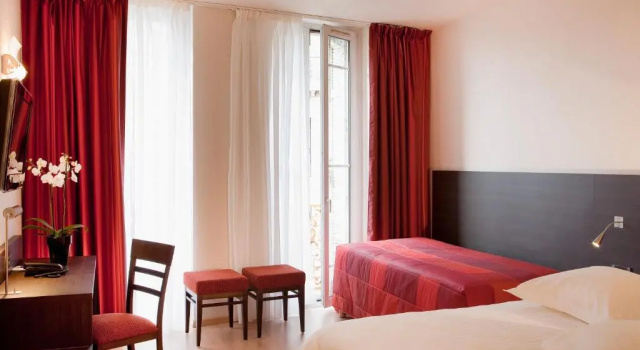 Трёхместный номер Deluxe с частичным видом Escale Oceania Marseille Vieux Port