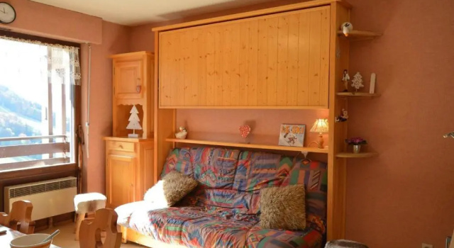 Appartement Le Grand-Bornand, 1 pièce, 4 personnes - FR-1-241-221, Забронировать Апартаменты/квартира Отели Лыжного курорта на озере Анси с парковкой, Парковка