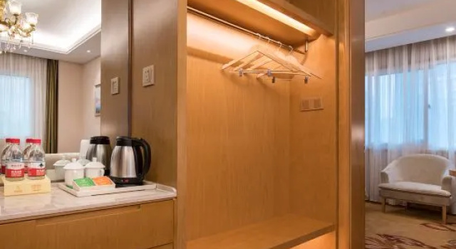 Люкс Superior Hangzhou Huachen Holiday Hotel