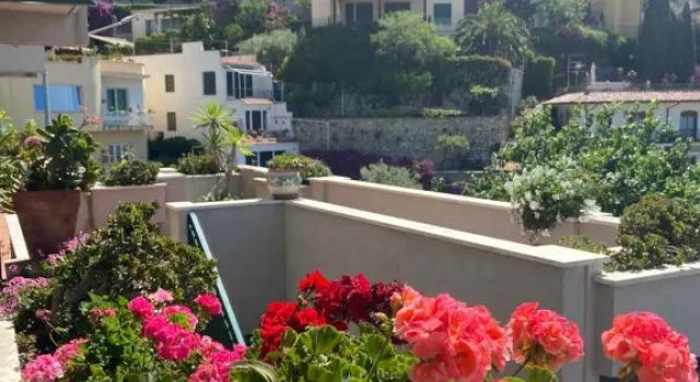 Villa Centaurea Apartment with private parking, Rezervați Vilă Case de vacanță Taormina, Casetă