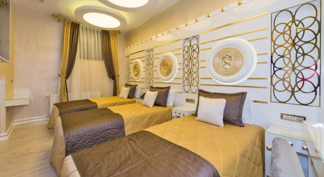 Трёхместный номер Standard Цокольный этаж The Million Stone Hotel - Special Category