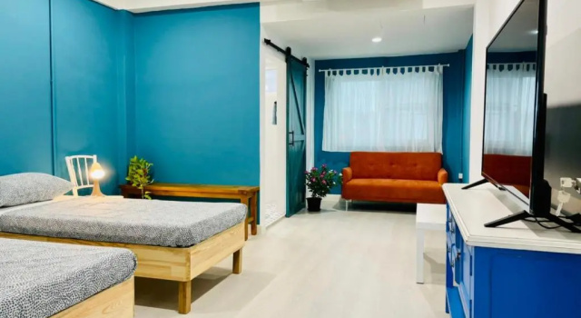 Grasshopper Bed and Cafe, Забронировать Отель Недорогие отели Нонтхабури, недорогие