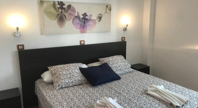 5 min walk from Yumbo 309, Забронировать Отель Сан-Бартоломе-де-Тирахана Гран-Канария