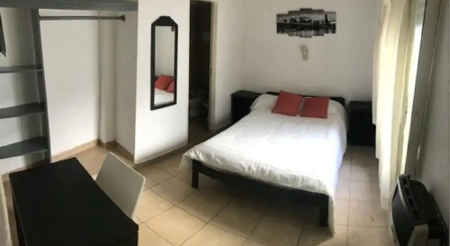 Номер Standard Once Plaza Hotel