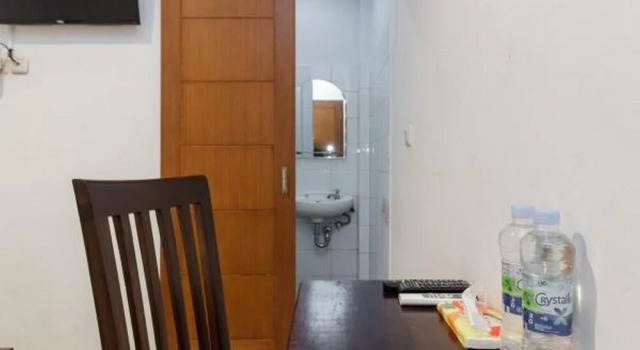 RedDoorz @ Sudirman, Book Hotel Cilandak hoteller med pool, nær Thamrin City, Swimmingpool