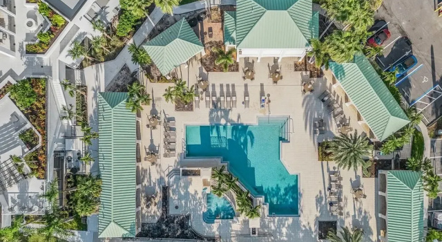 Номер Standard Grandview #603 - 4142 Bay Beach Ln 3 Bedroom Condo by RedAwning