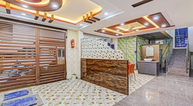 OYO Rooms Indiranagar 19th Main, Забронировать Отель Отели штата Карнатаки с парковкой, Парковка