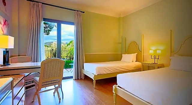 Семейный номер Deluxe Hotel Castellar-Adults Only