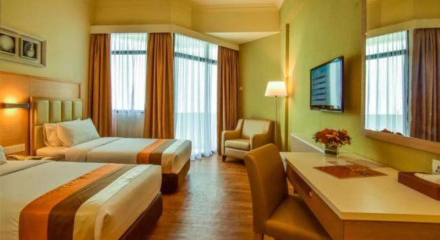 Двухместный номер Superior Hotel Sentral Seaview @ ​Beachfront