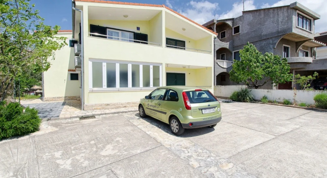 Apartment Stella, Забронировать Апартаменты/квартира Отели Шибеник с парковкой, Парковка