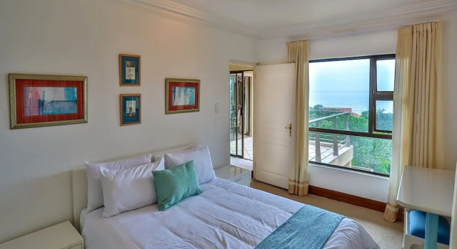 Milkwood, 3 Bedroom, 3 Bathroom Home, Zimbali Coastal Resorts, Забронировать Дом для отпуска Отели Зимбали с парковкой, Парковка