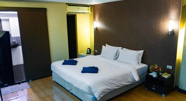 Visiting Card Hotel & Resort, Забронировать Курортный отель Курортные отели Провинции Бангкока, Курортный отель