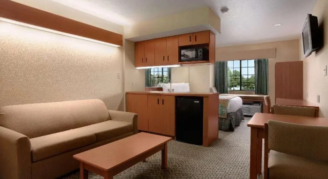 Номер Standard Microtel Inn & Suites by Wyndham Panama City
