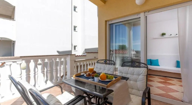 Apartment in Dramalj 5715, Забронировать Апартаменты/квартира Отели Приморско-Горанской жупания с парковкой, Парковка