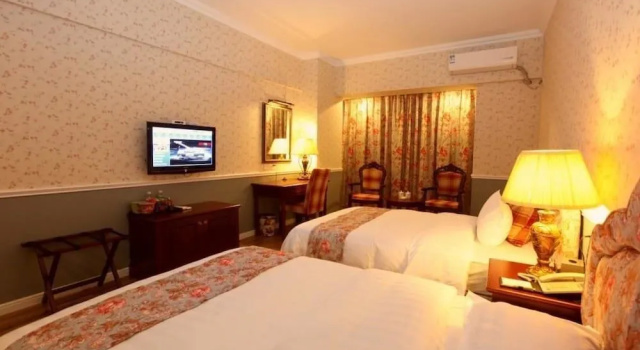 Chongqing Kaifei Hotel