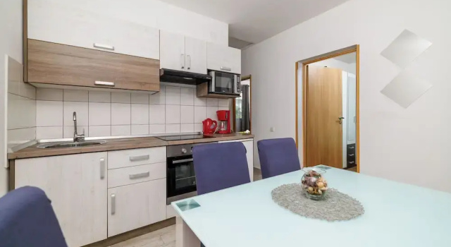 Апартаменты с балконом Apartments Toni
