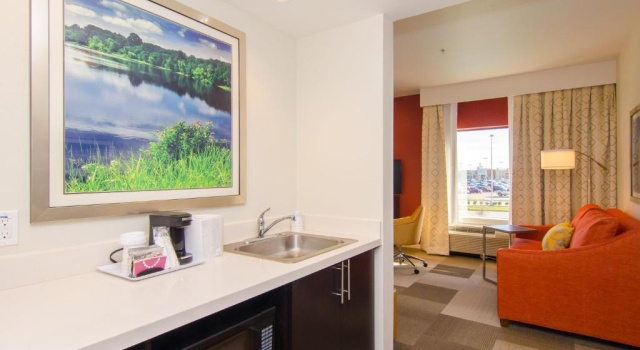 Студия Hampton Inn & Suites Huntsville