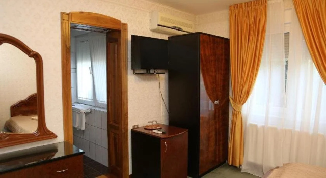 Pension Empire, Забронировать Отель Отели Бихор 4 звезды, 4*