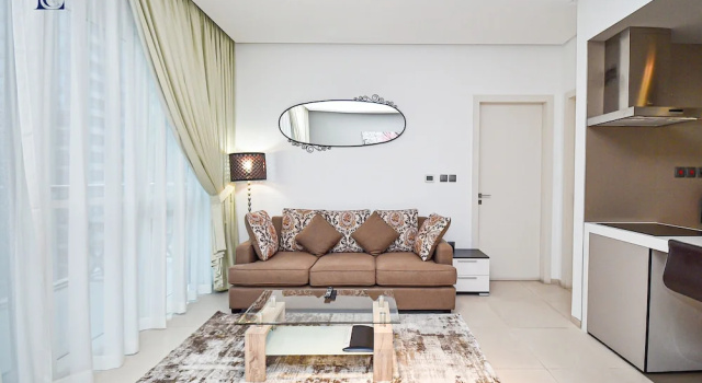 Brand New 1BR Apartment West Avenue Marina - CLN, Забронировать Апартаменты/квартира Отели Эмирата Дубая с парковкой, рядом с Dubai Marina 1 Tram Station, Парковка