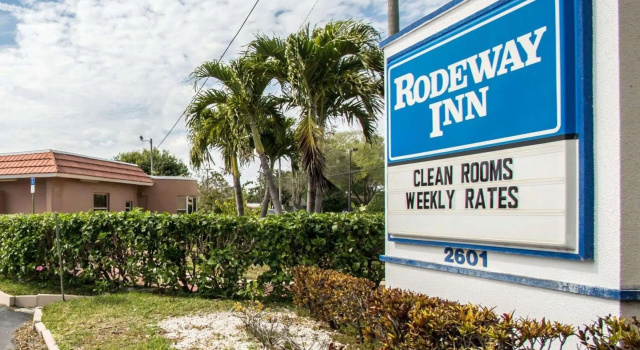 Номер Standard Rodeway Inn Fort Pierce US Highway 1