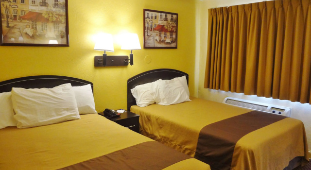 Четырёхместный номер Standard Americas Best Value Inn - Goldsboro