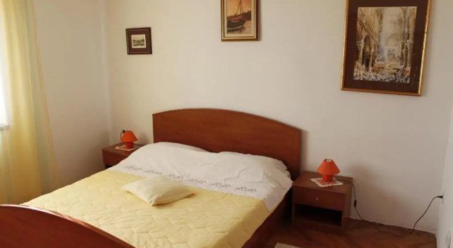 Apartment Heli, Забронировать Апартаменты/квартира Отели Шибеник с парковкой, Парковка