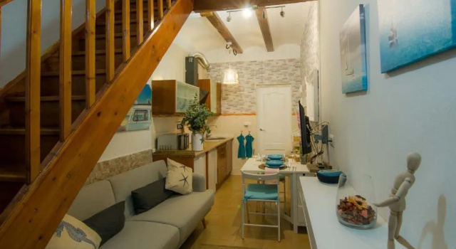 Cabanyal Pleasant House, Забронировать Отель Поблатс Маритимс Валенсия, рядом с Бетеро