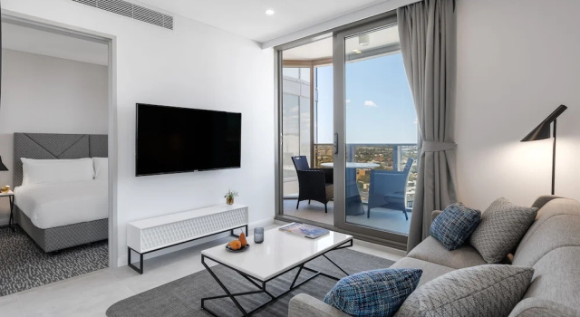 Полулюкс c 1 комнатой с балконом Meriton Suites George Street, Parramatta
