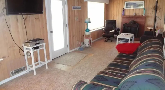 Коттедж Beachfront Mutiny Bay Cabin