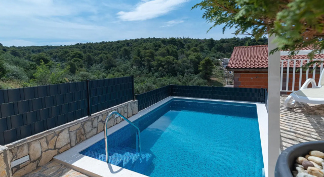 Apartment in Trogir Near Unesco Old Town, Забронировать Апартаменты/квартира Трогир Ciovo Island