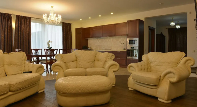 Mega House, Забронировать Отель Каунас Каунасский район