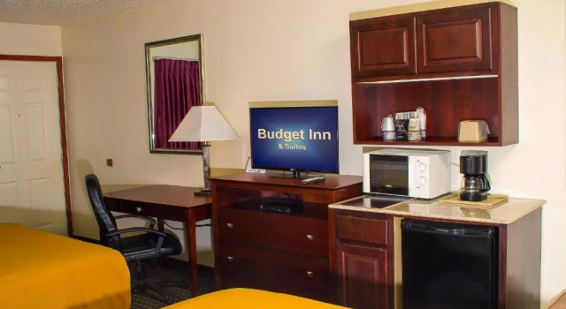 Четырёхместный номер Standard Budget Inn & Suites Guymon